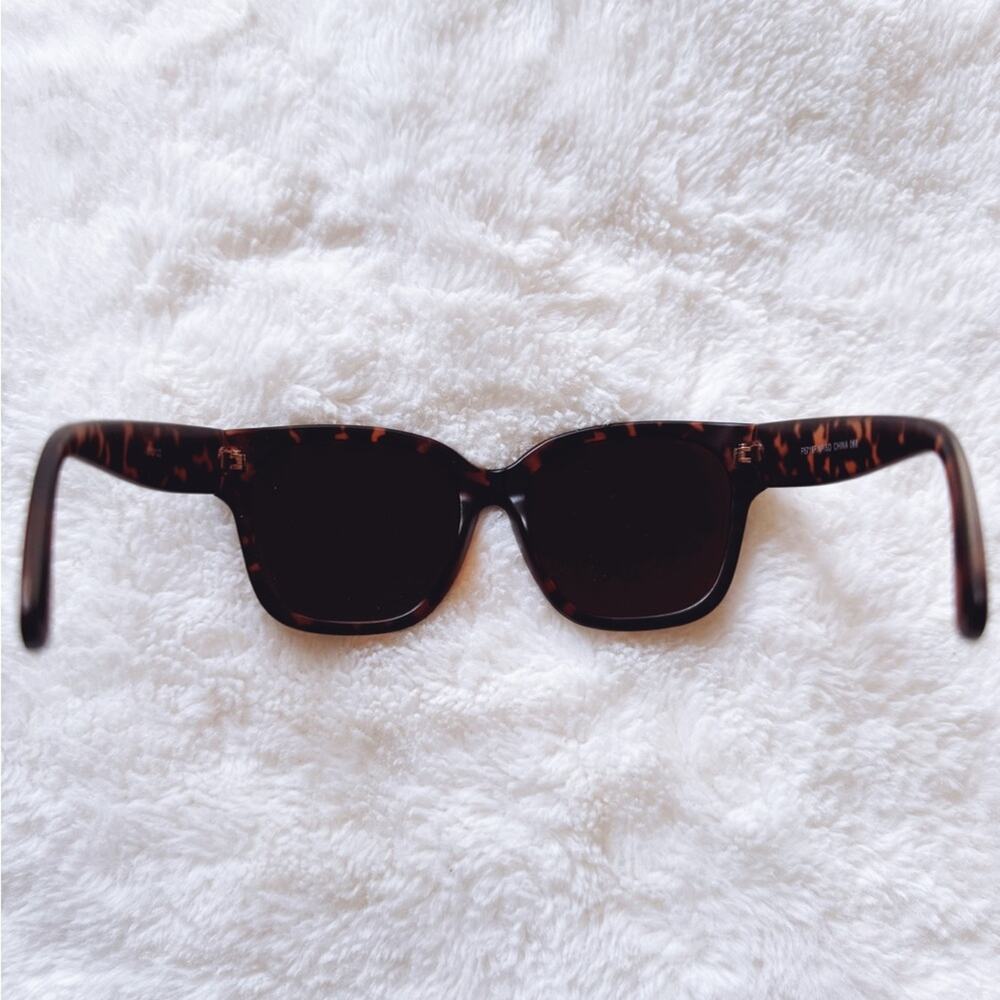 Jack Dark Tortoise Brown Square Sunglasses - Picture 9 of 12